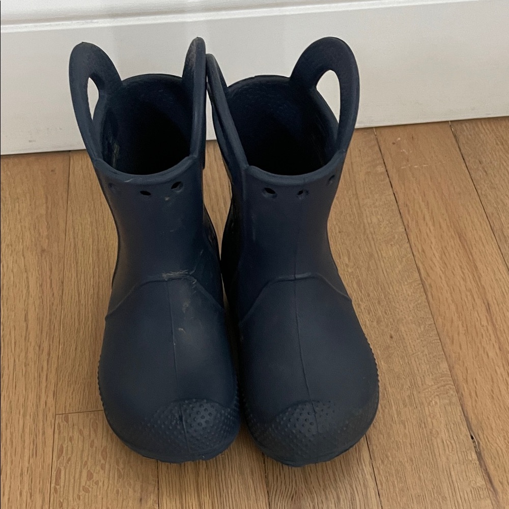 Crocs Toddler Navy Blue Rain Boots size 7